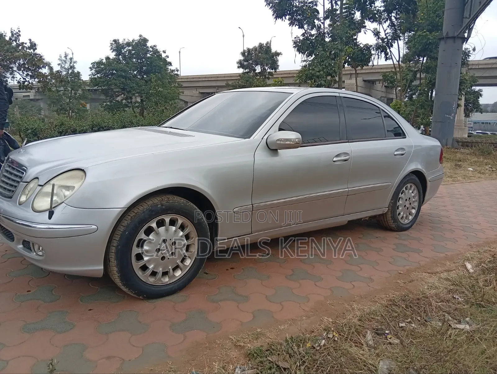 Mercedes-Benz E240 2005 Gray