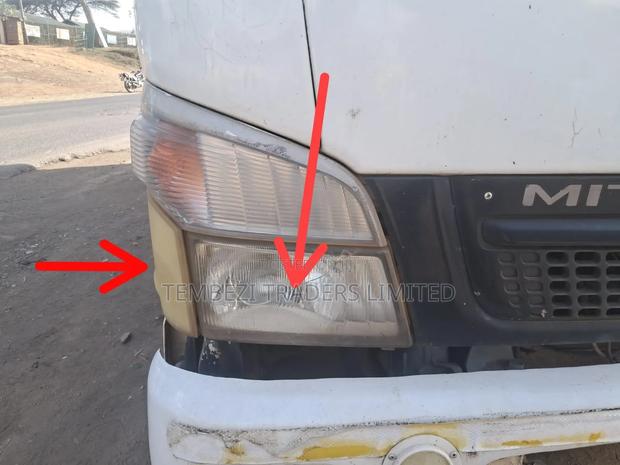 Front Headlight & Indicator Assembly for Mitsubishi Fuso Canter - main view