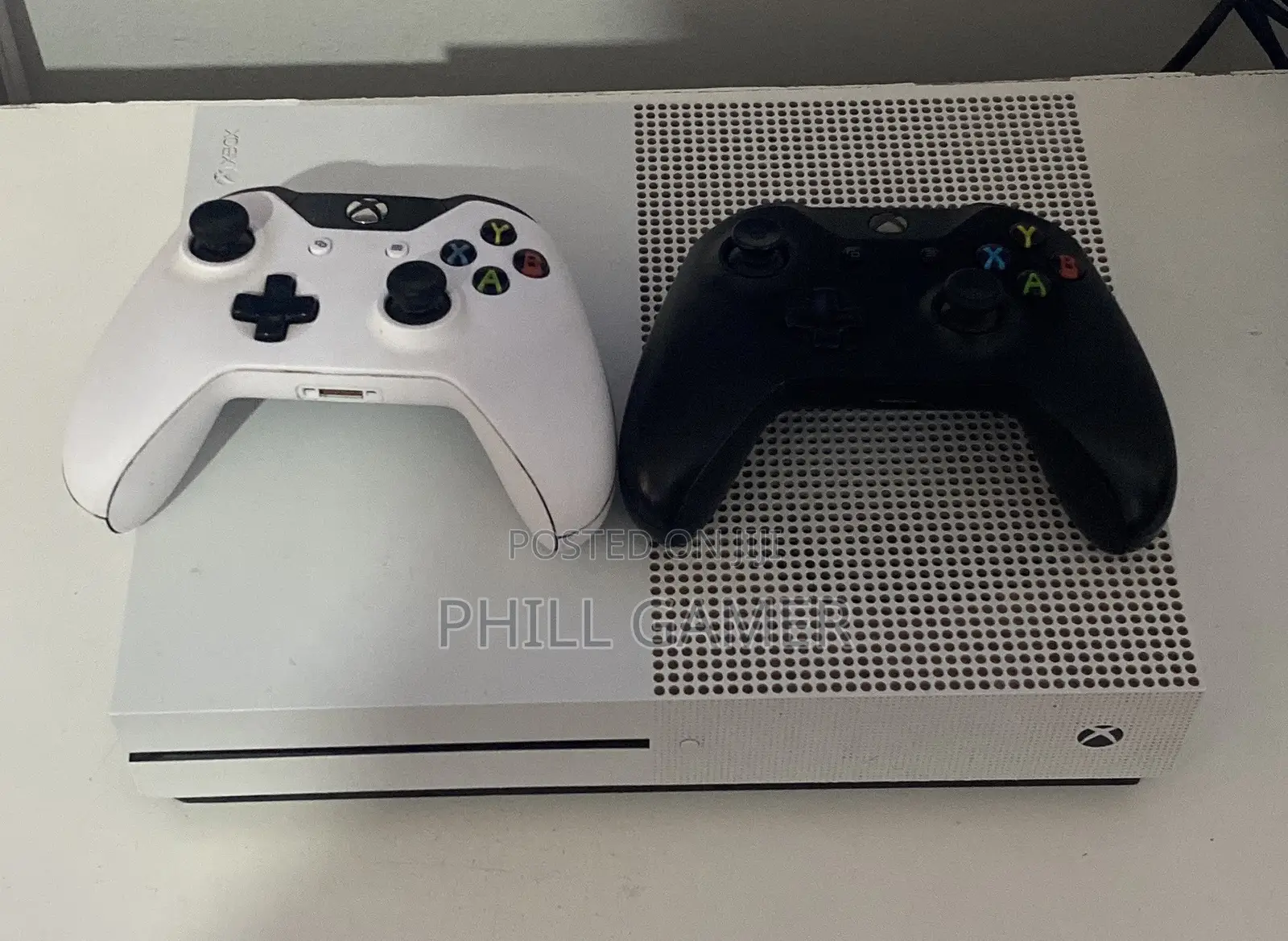 Xbox One S