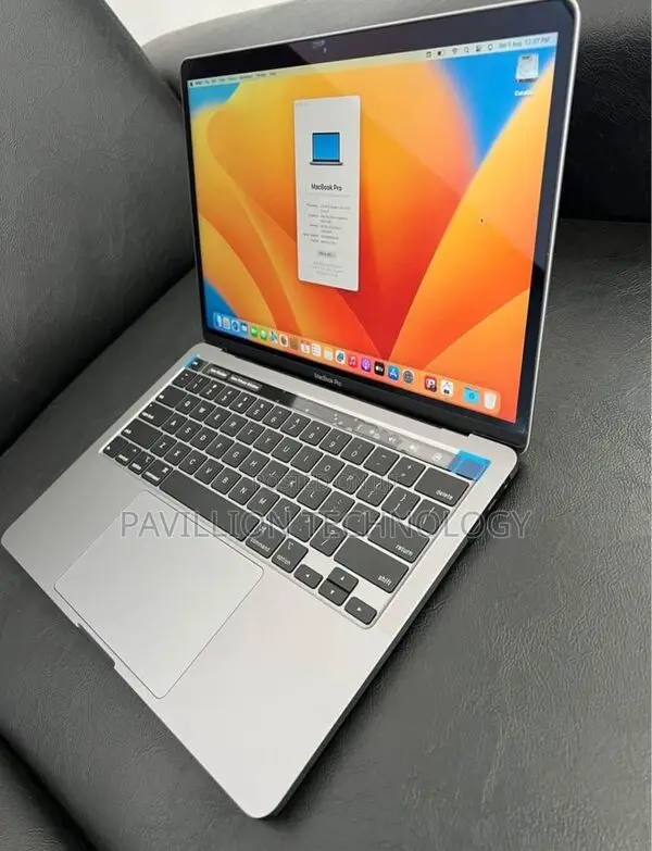 Laptop Apple MacBook Pro 32GB Intel Core i7 SSD 32GB