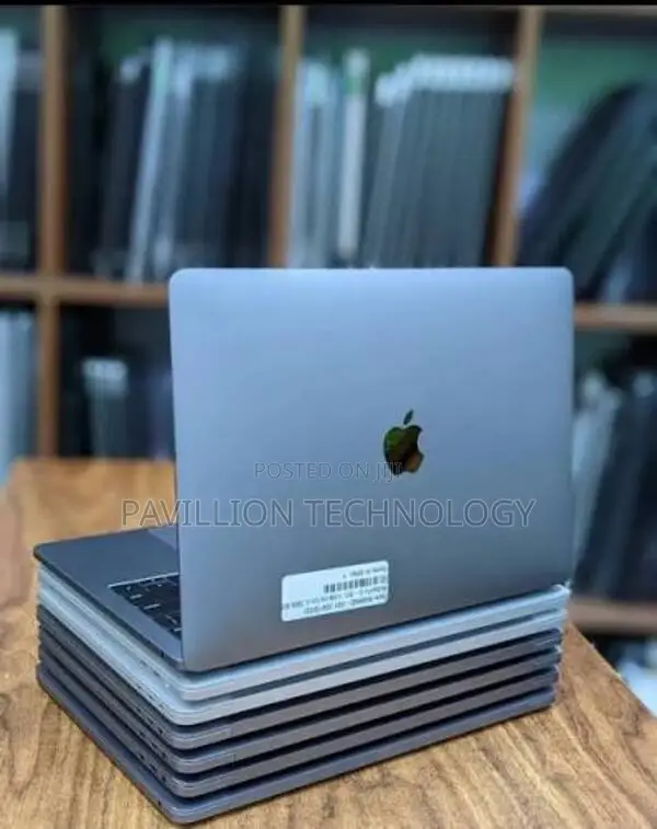 Laptop Apple MacBook Pro 32GB Intel Core i7 SSD 32GB