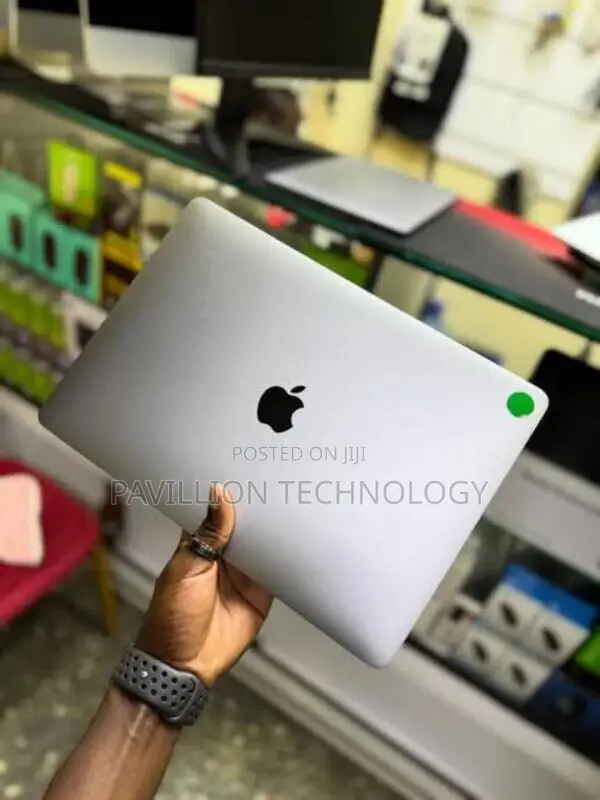 Laptop Apple MacBook Pro 32GB Intel Core i7 SSD 32GB