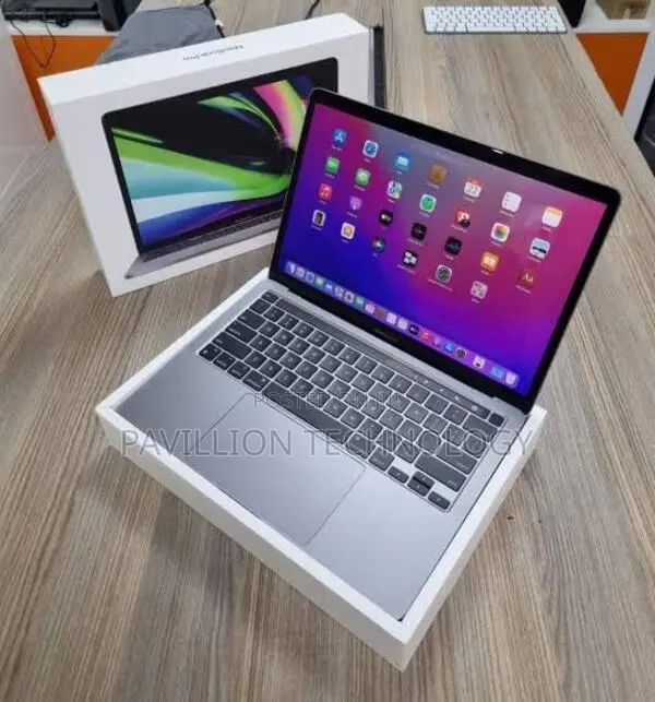 Laptop Apple MacBook Pro 32GB Intel Core i7 SSD 32GB