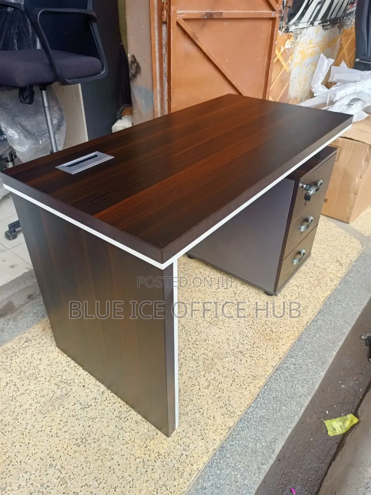 Executive Office Desk With 3 Drawer Pedestal & Cable Port.