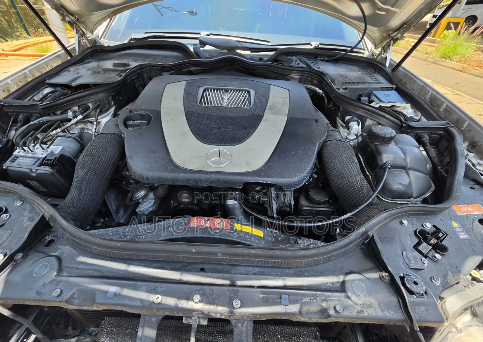 Mercedes-Benz E300 2008 Silver