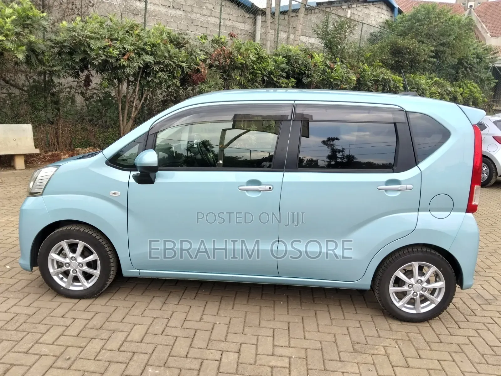 Daihatsu Move 2012 Blue