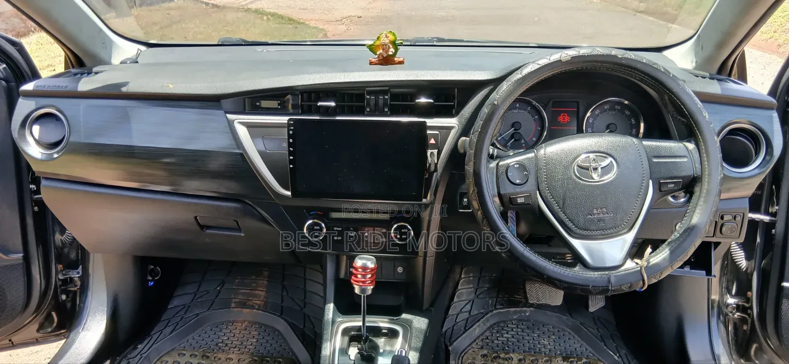 Toyota Auris 2013 Black