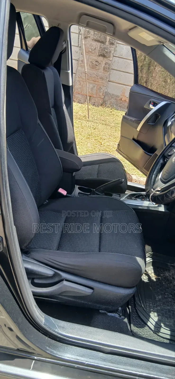 Toyota Auris 2013 Black