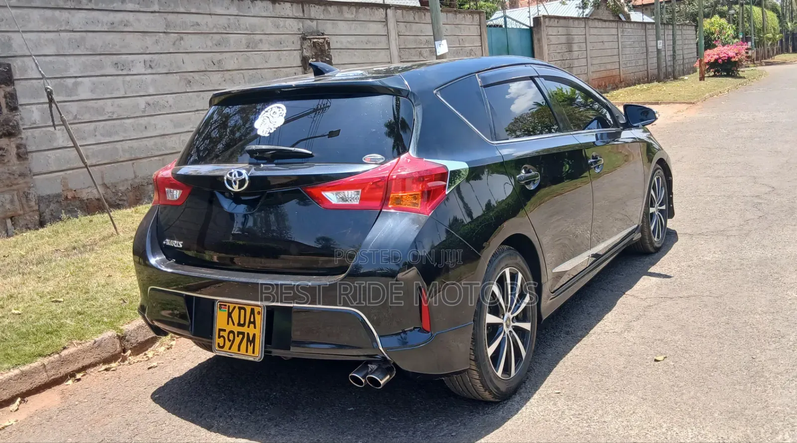 Toyota Auris 2013 Black