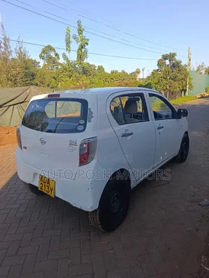 Daihatsu Mira 2013 White