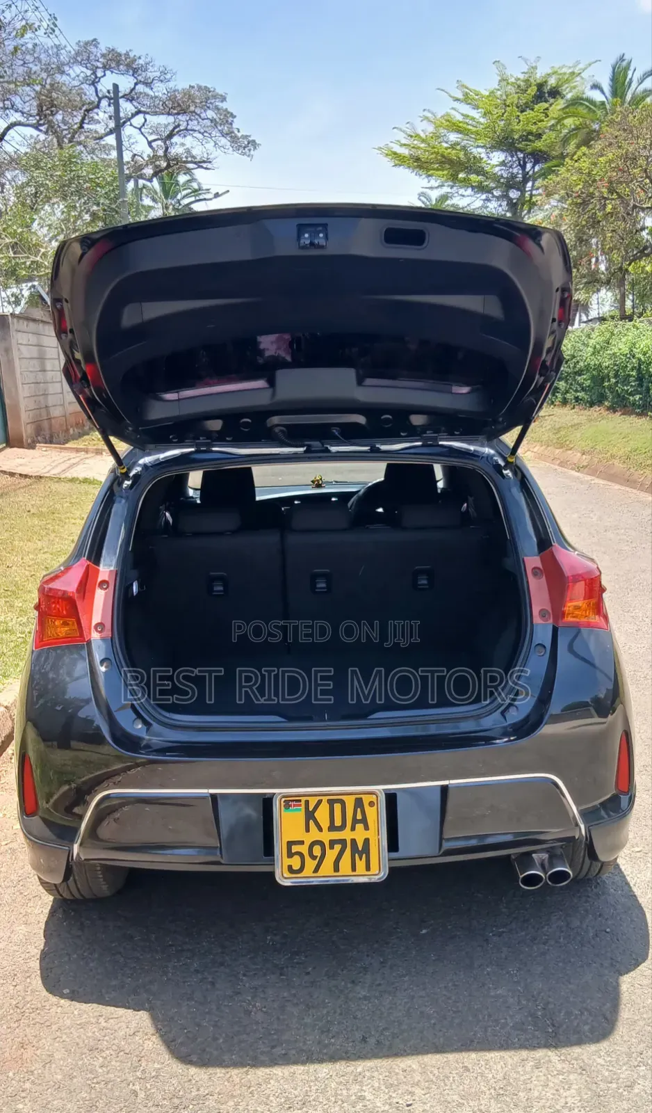 Toyota Auris 2013 Black