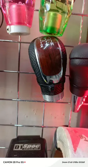 Universal 5_speed Manual Gear Shift Knob With Wood Grain Top Polish