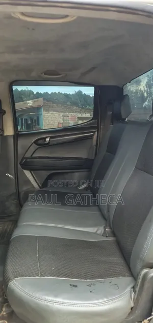 Isuzu D-MAX 2014 White