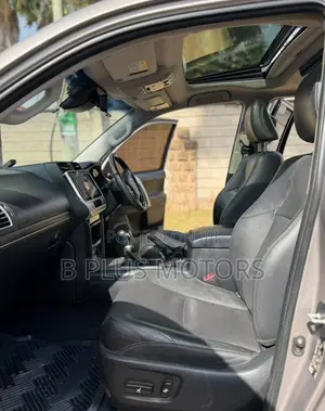 Toyota Land Cruiser Prado 2017 Gray