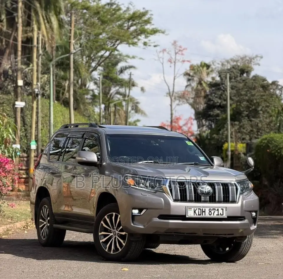 Toyota Land Cruiser Prado 2017 Gray