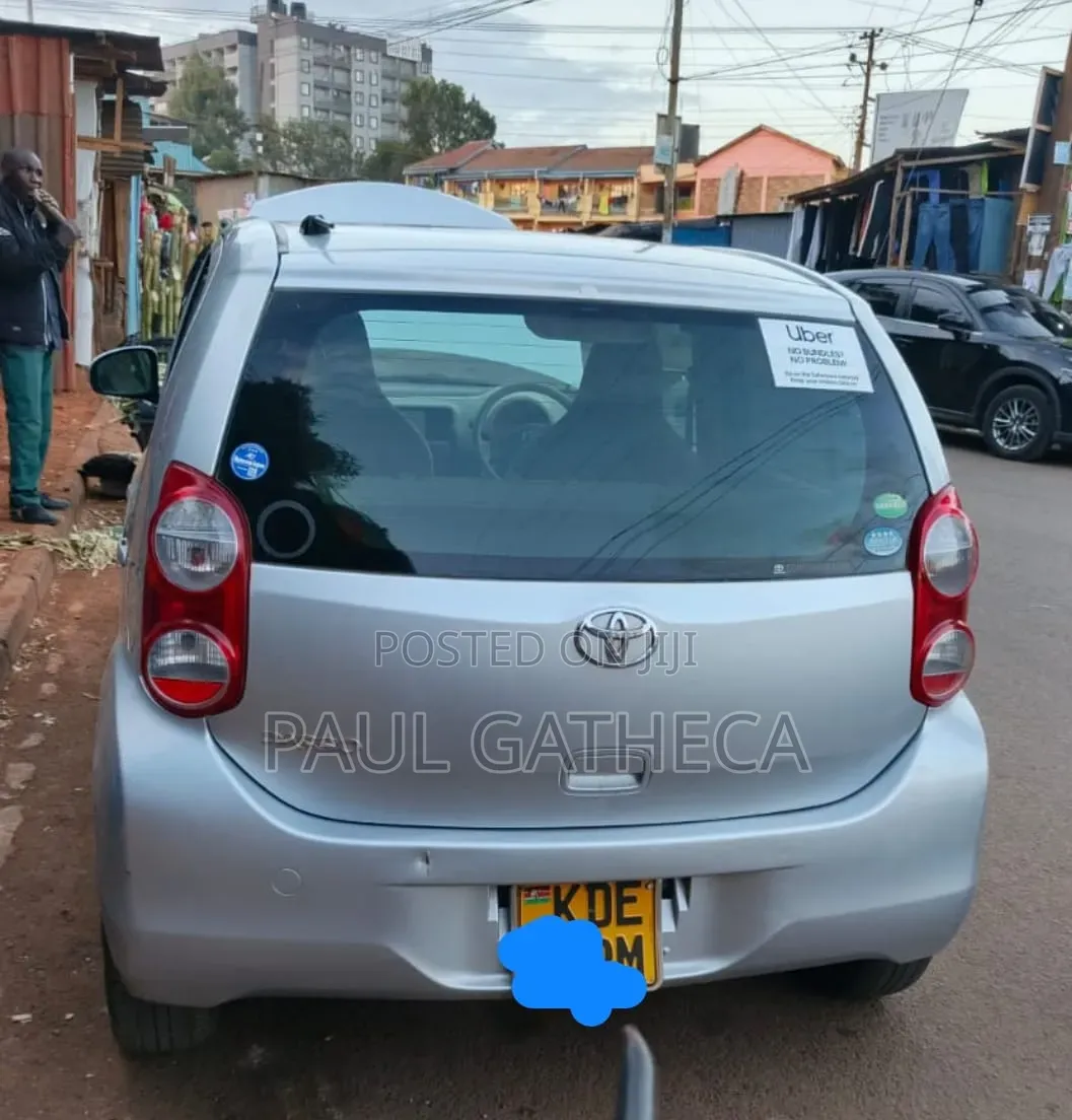 Toyota Passo 2014 Silver