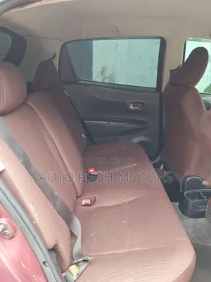 Toyota Vitz 2011