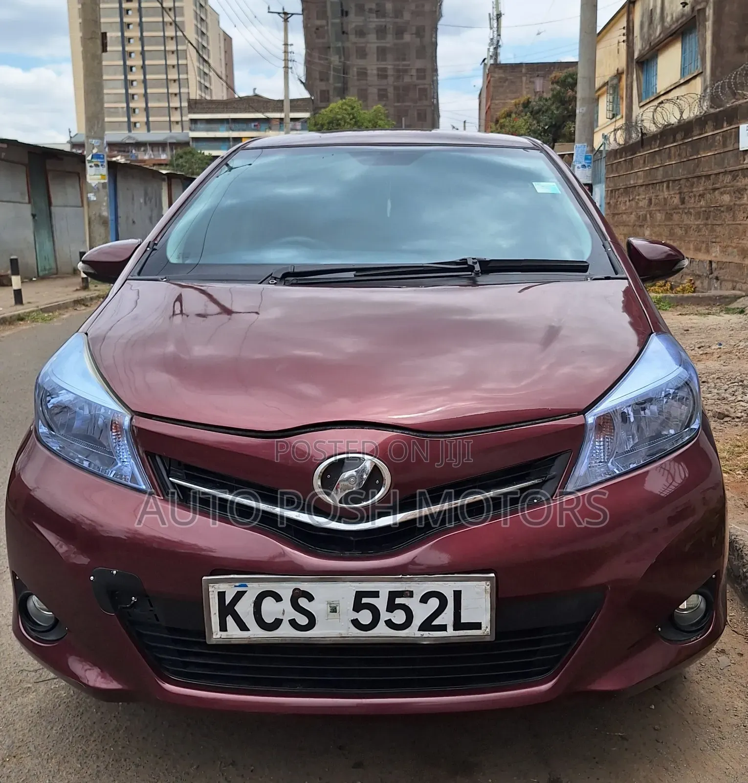 Toyota Vitz 2011