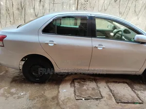 Toyota Belta 2007 Silver
