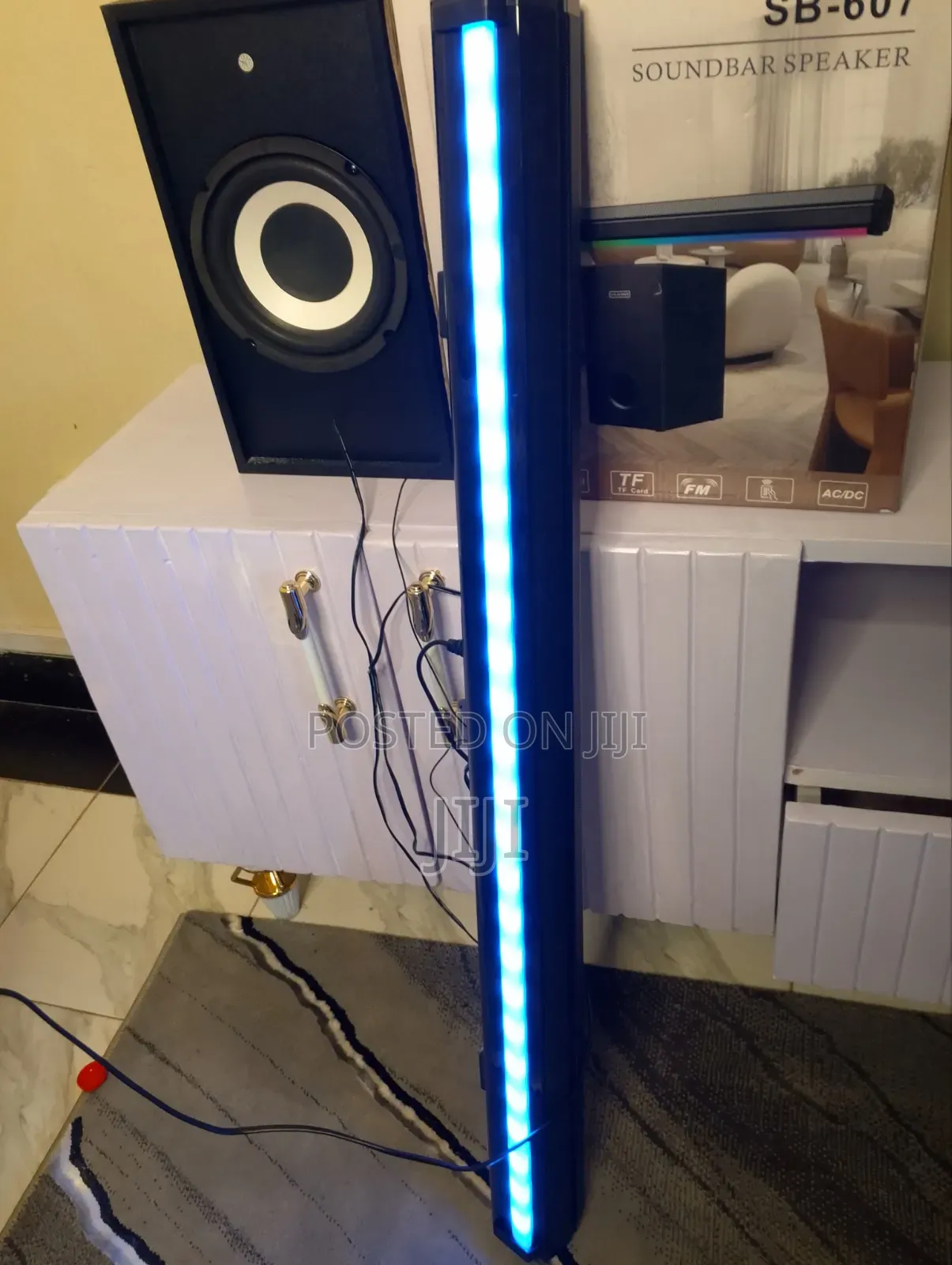 SolarMax Soundbar