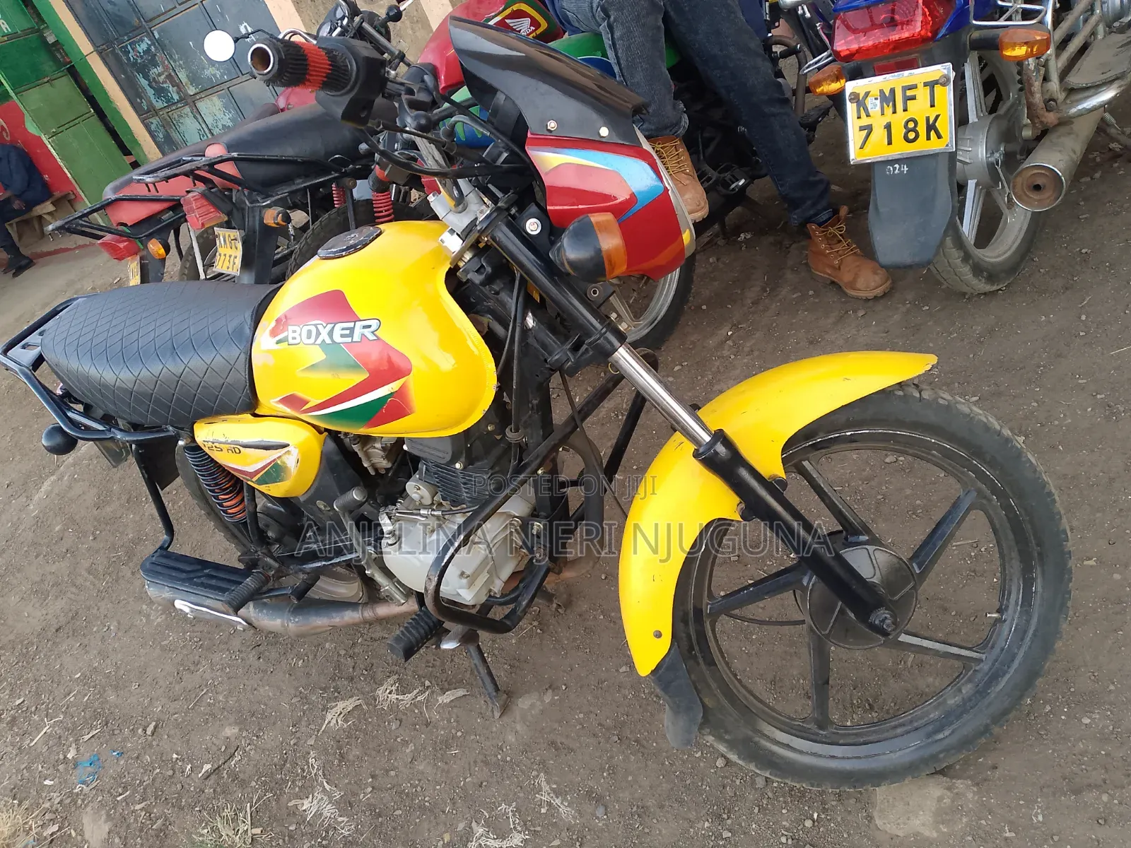 Bajaj Boxer 125 2025 Red
