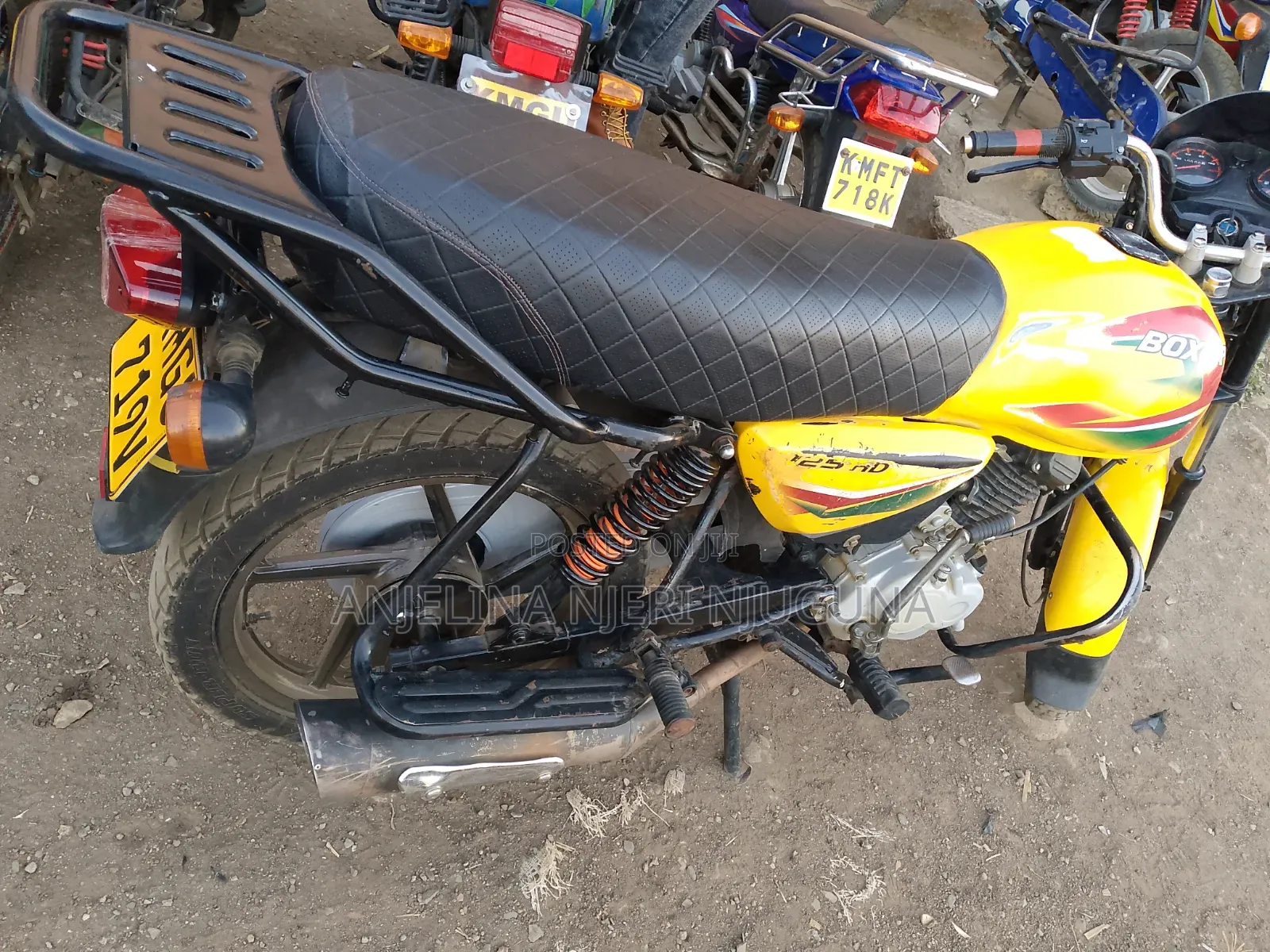 Bajaj Boxer 125 2025 Red