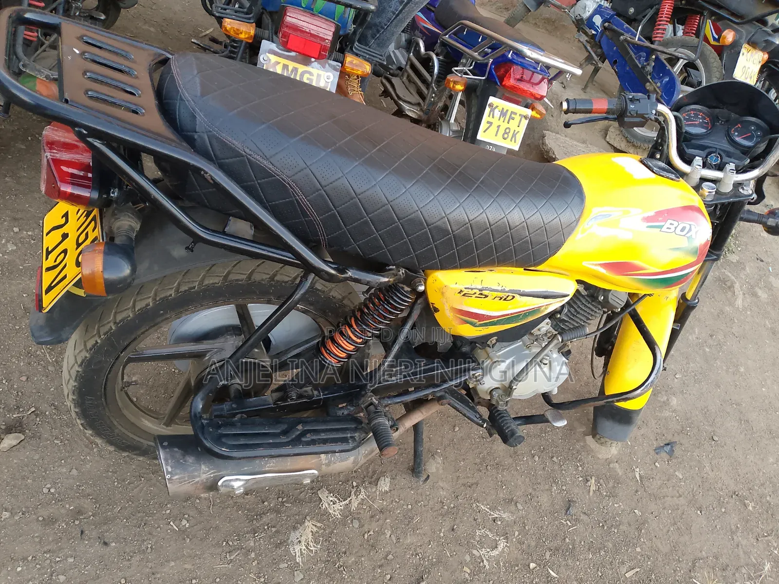 Bajaj Boxer 125 2025 Red