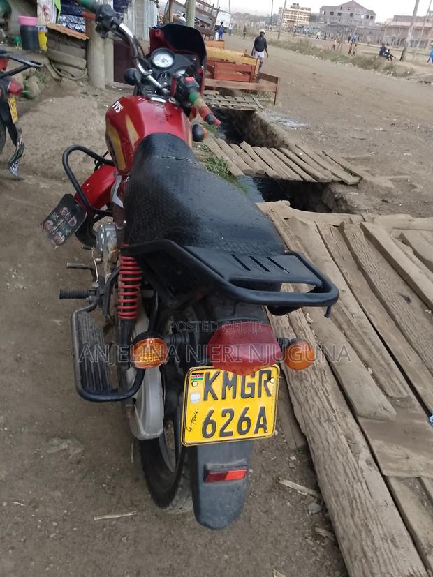 TVS HLX Plus ES 2025 Red
