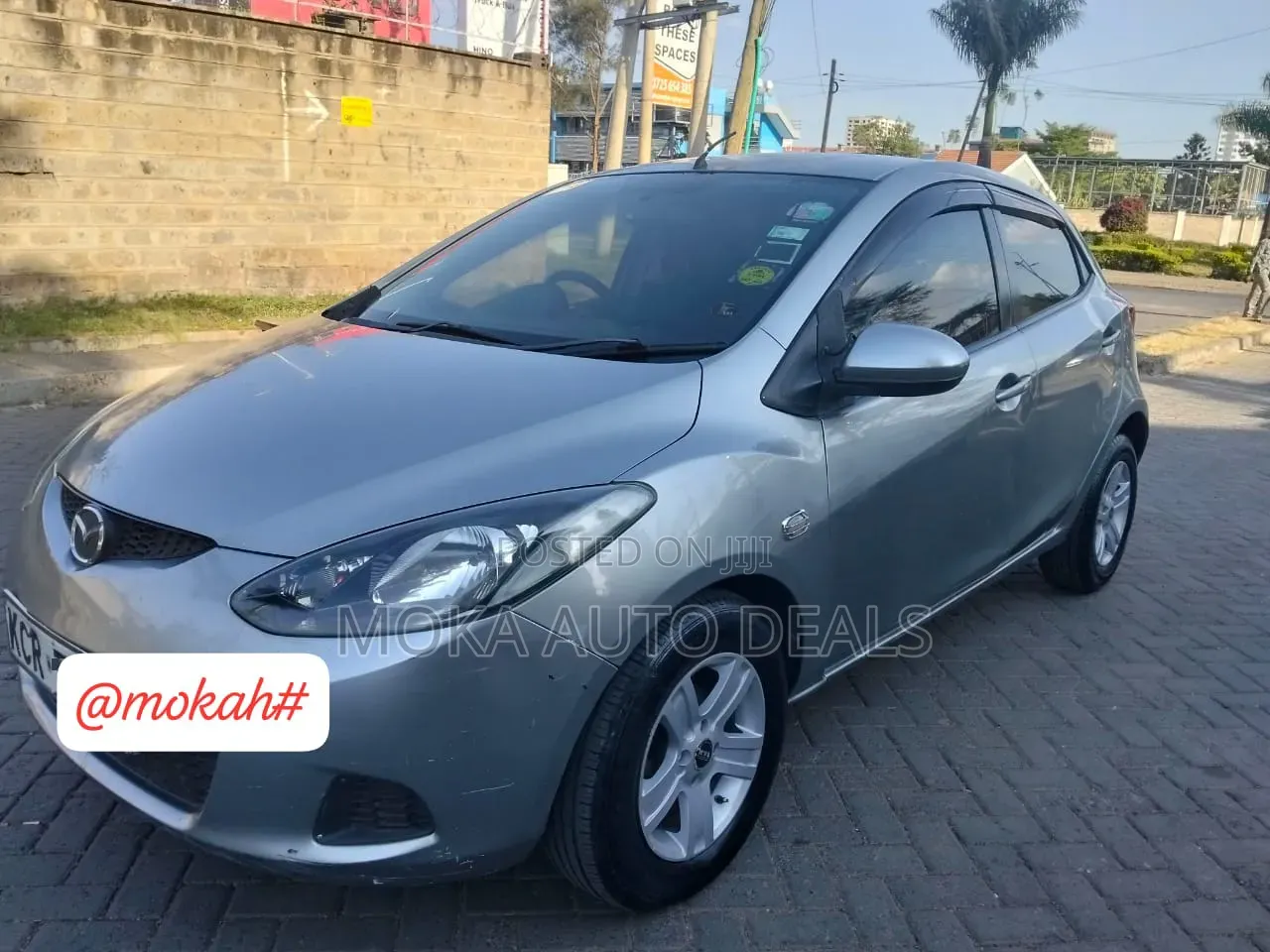 Mazda Demio 2011 Silver