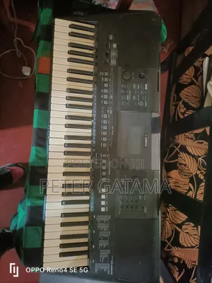 Yamaha PSR E463