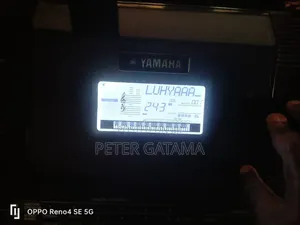 Yamaha PSR E463