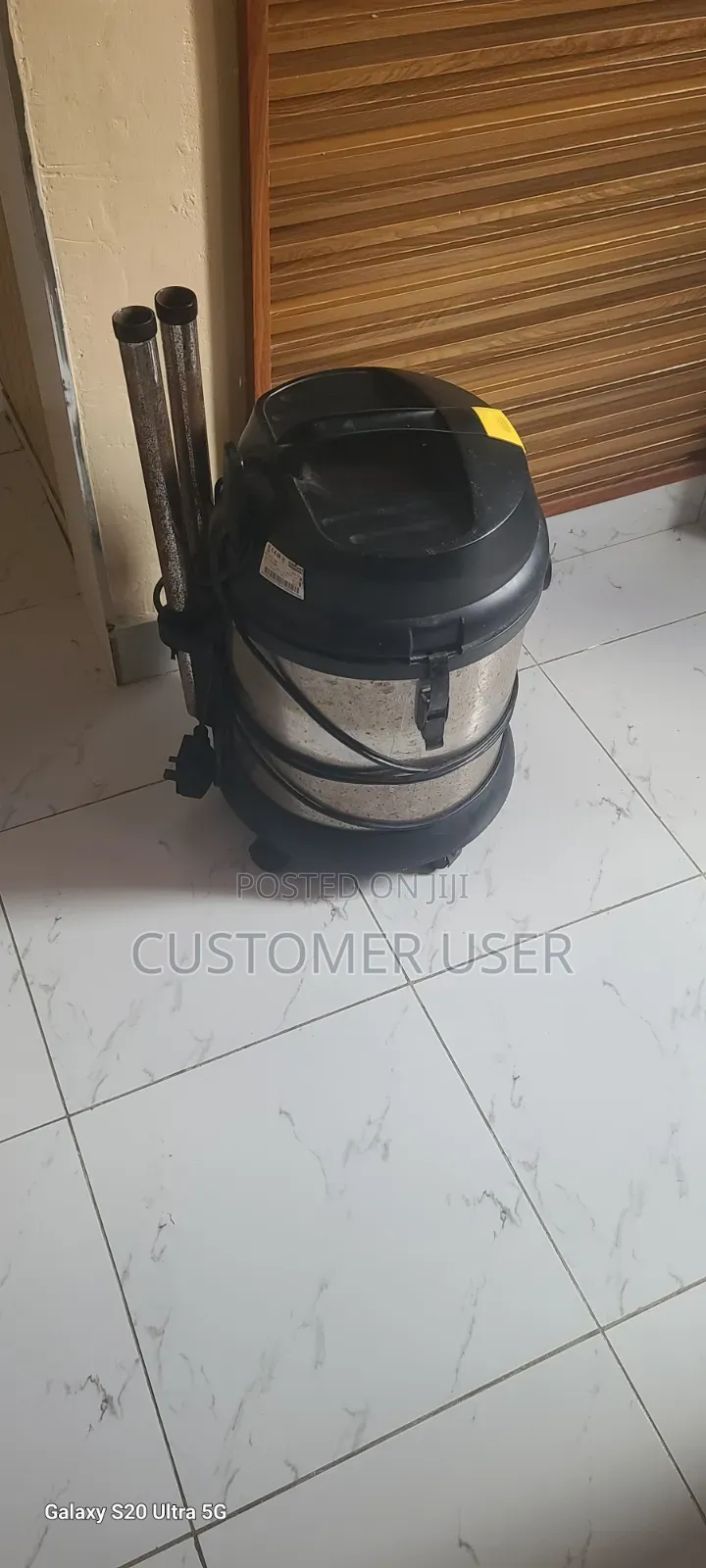 Wet and Dry Vacuum Cleaner