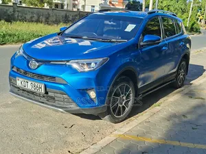 Toyota RAV4 2016 Blue