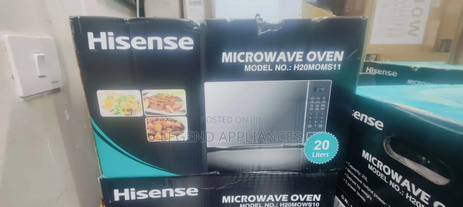 Hisense 20L Digital Silver Microwave Oven