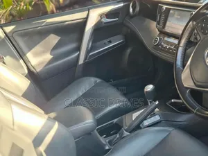 Toyota RAV4 2016 Blue