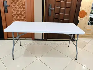 1.8m White Foldabe Table