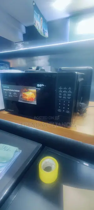 Hisense Microwave 20l Black