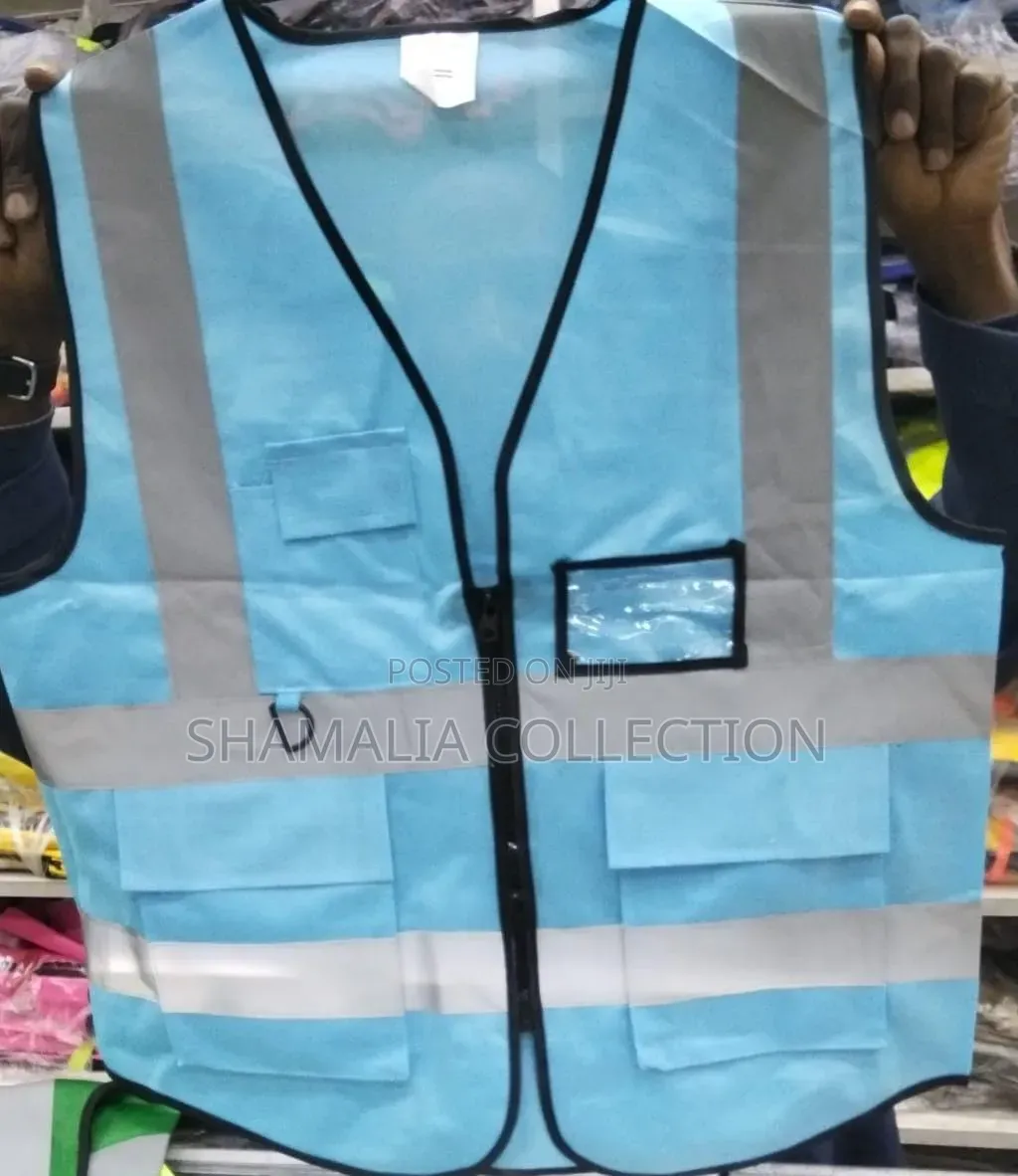 Reflectors With Zip and Pockets