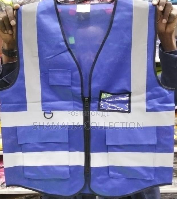 Reflectors With Zip and Pockets - thumbnail 3