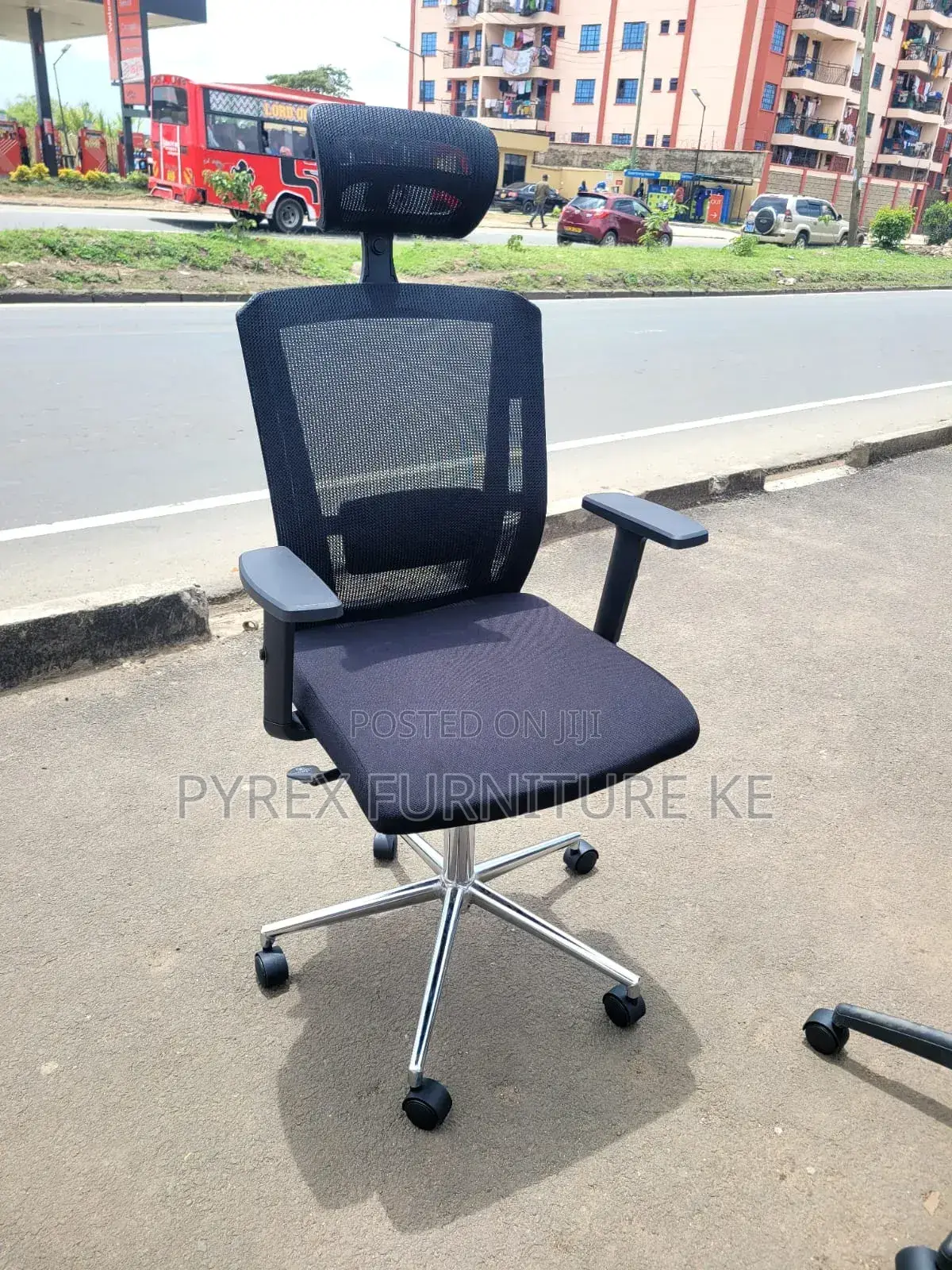Modern Egonomic Office Chair
