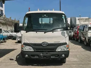 Toyota Dyna 2018 White