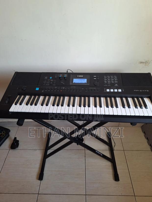 Yamaha Keyboard - main view
