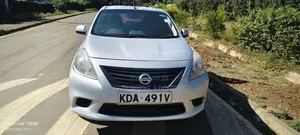 Nissan Latio 1.2 2013 Silver