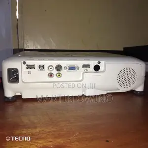 Epson Eb-E12 Xga 3lcd