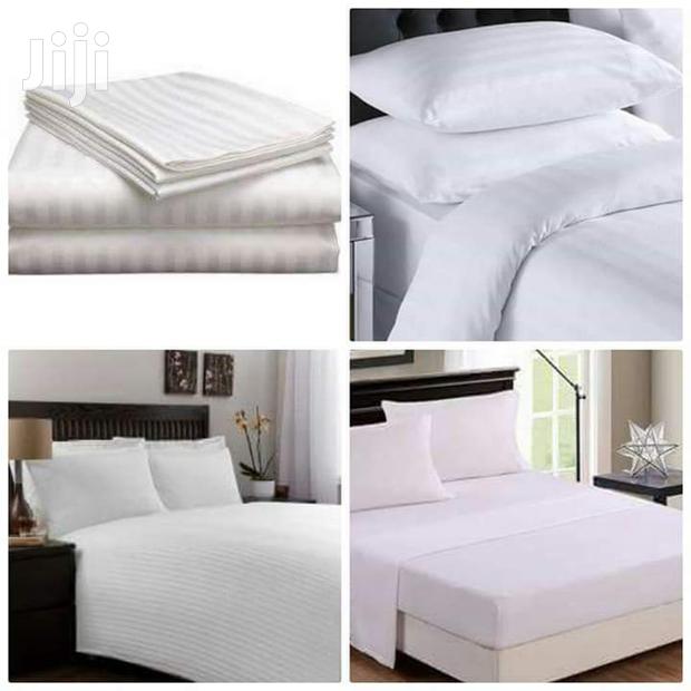 6*6 Stripped White Cotton Bedsheets