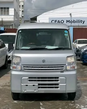 Suzuki Every Wagon 2019 White