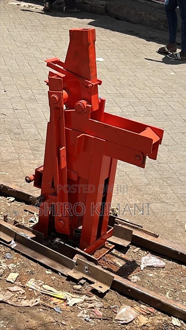 Best Heavy Duty Interlocking Machine - thumbnail 4