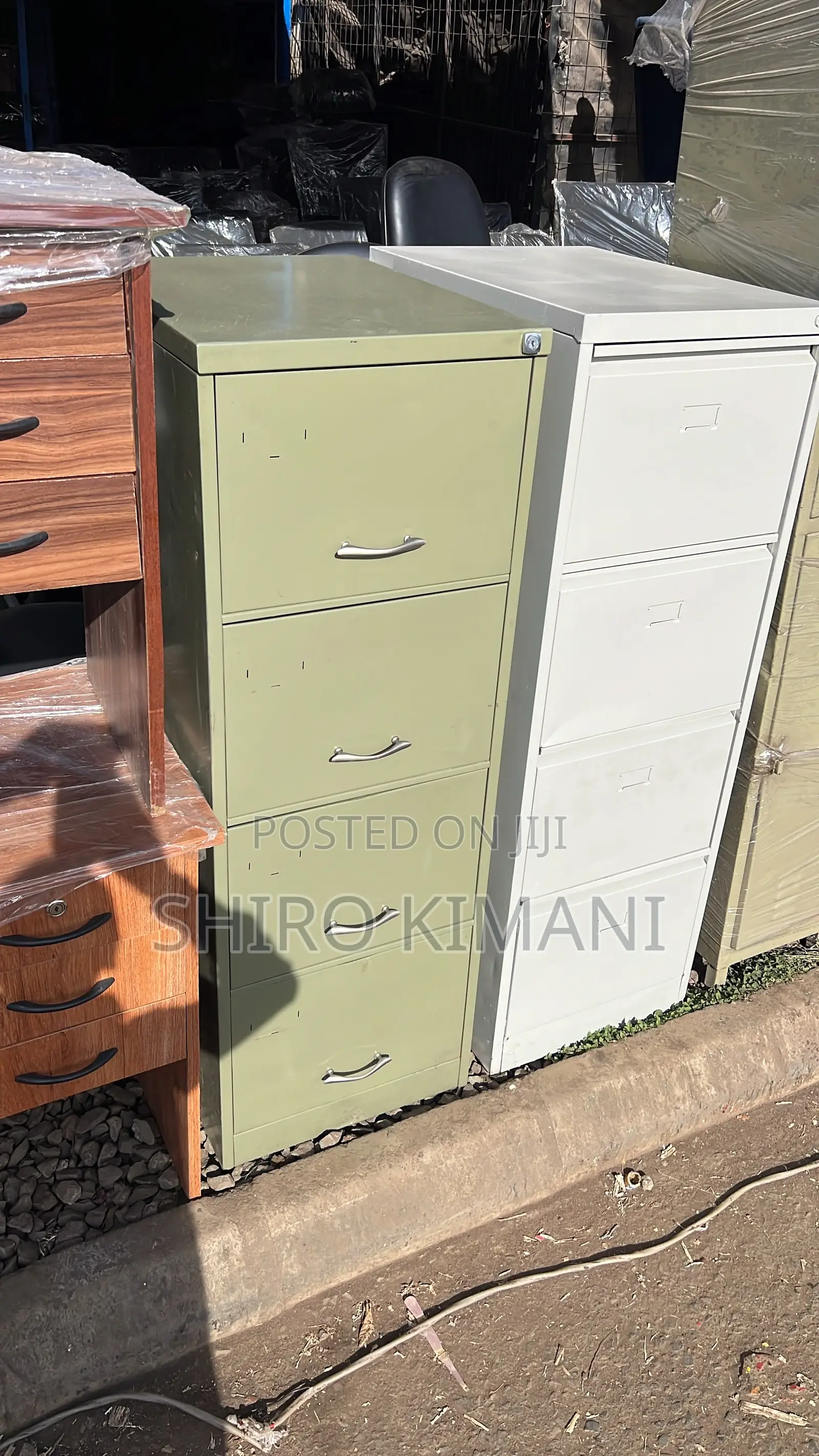 Cabinets 2Door Clean Quality