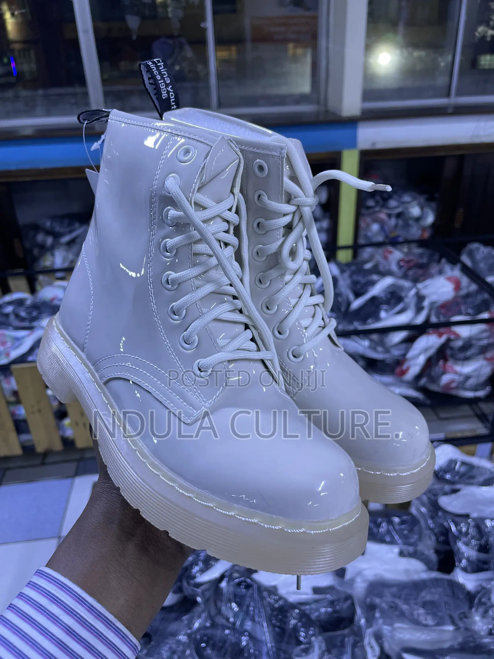 Air Walk Ladies Boots