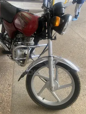 Bajaj Boxer 2025 Red